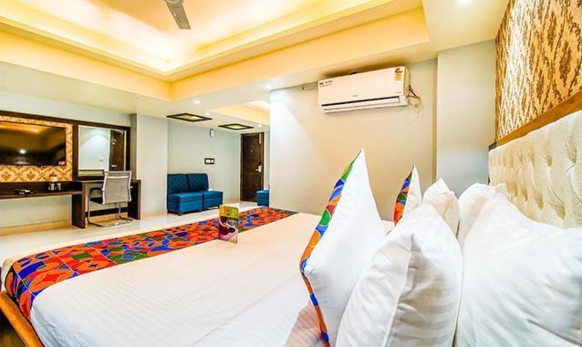 Treebo Trend SVR Hotel&Banquet Patna  Buitenkant foto